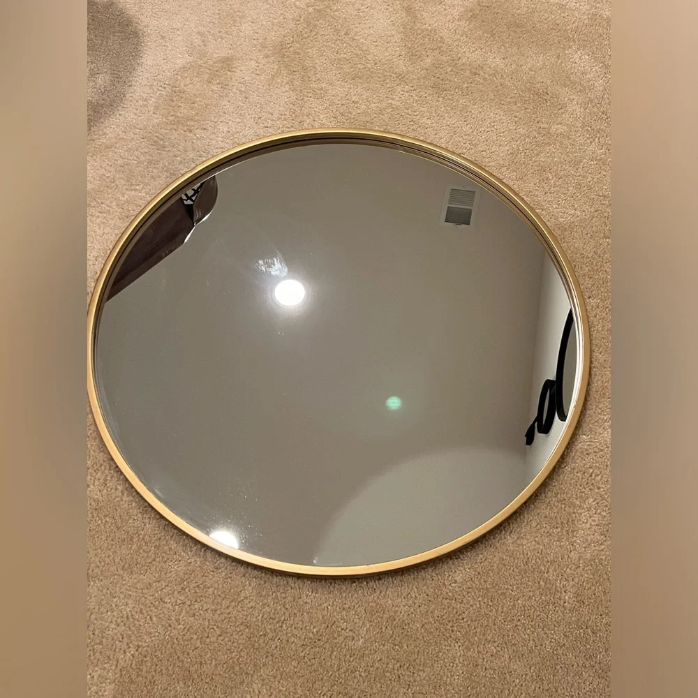 Mirror (home decor)